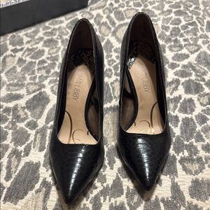 Elegant Black Pointed Toe Women's Shoes